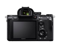 Sony Alpha 7 III | Spiegellose Vollformat-Kamera mit 28-70 mm f/3.5-5.6 Zoom-Objektiv (Schneller 0,02s AF, optische 5-Achsen-Bildstabilisierung)