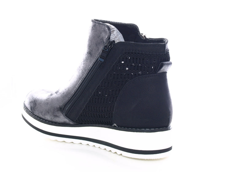 Women's mid-top sneakers casual shoes ankle boots black # 770