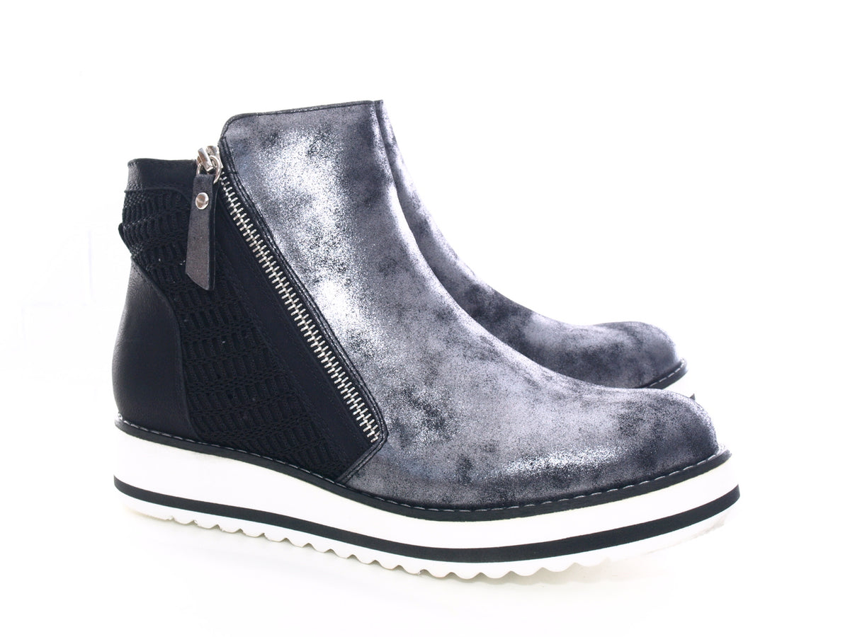Women's mid-top sneakers casual shoes ankle boots black # 770